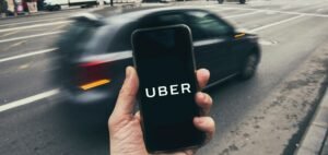 Read more about the article Uber to Bring Eco-Friendly Blade Helicopter Rides to Cities by 2026